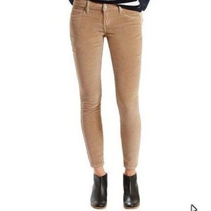 NWOT-Joe Jeans “the skinny” size 27